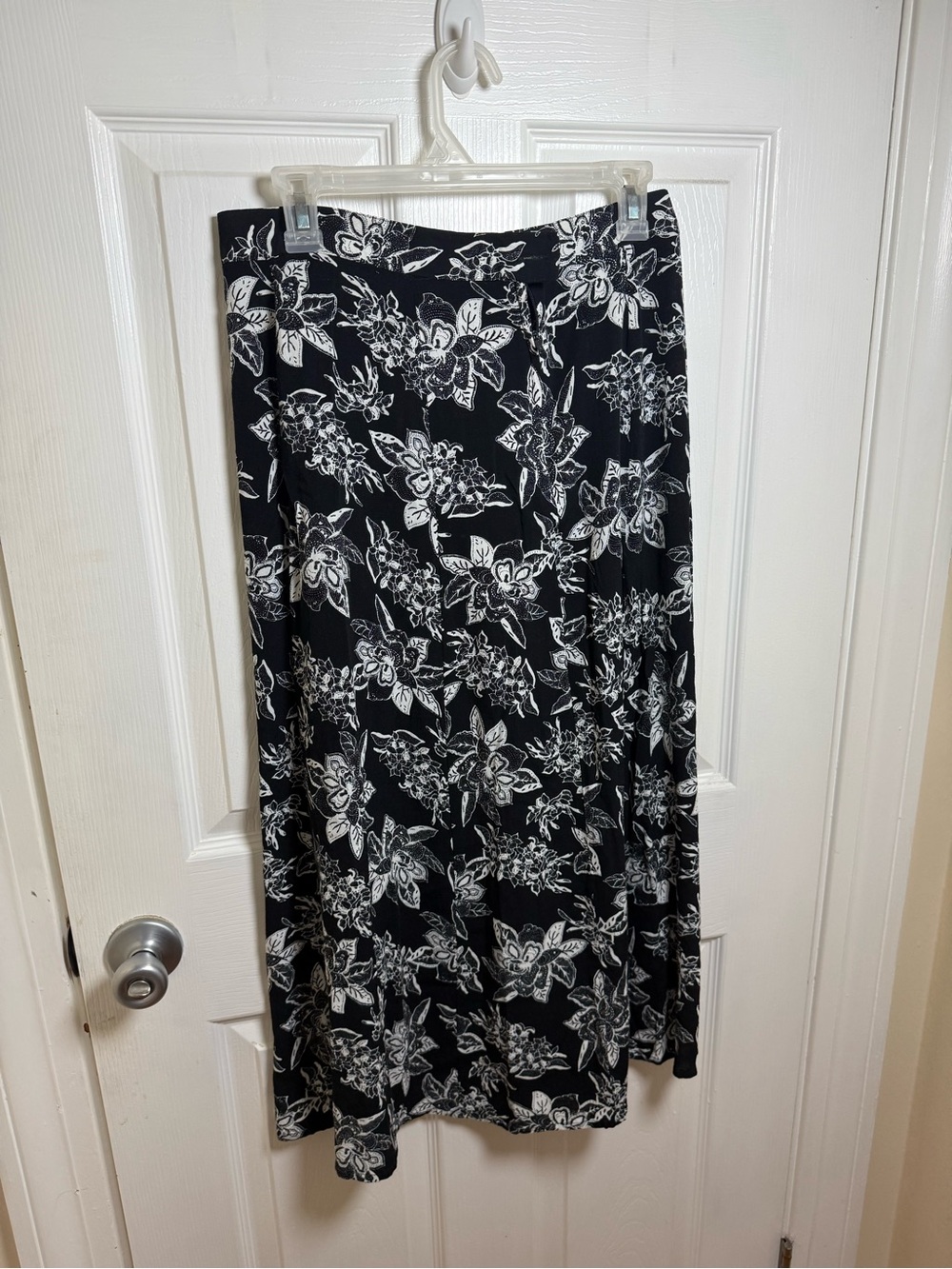 Casual Corner Black and White Floral Maxi Skirt